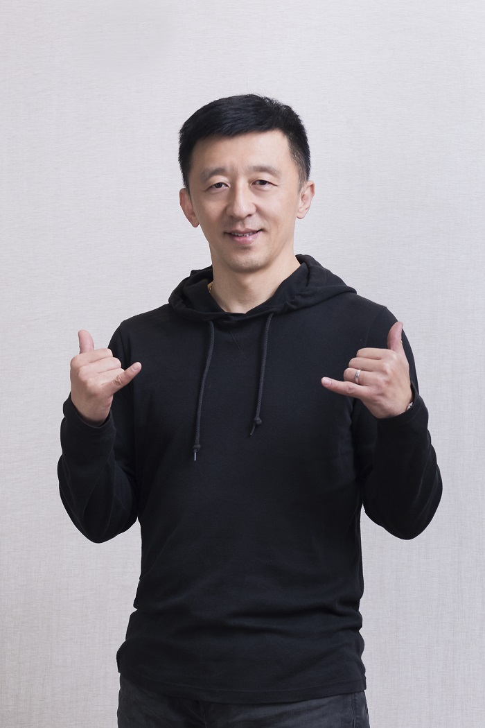刘越:足球评论员的"身不在场"